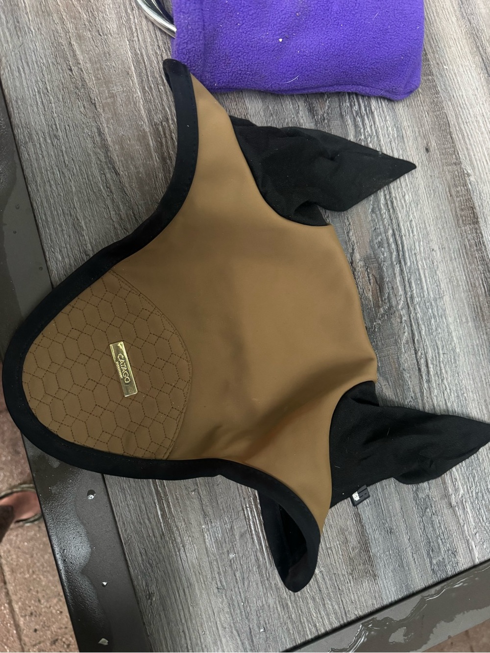Catago Brown & Black Ear Bonnet